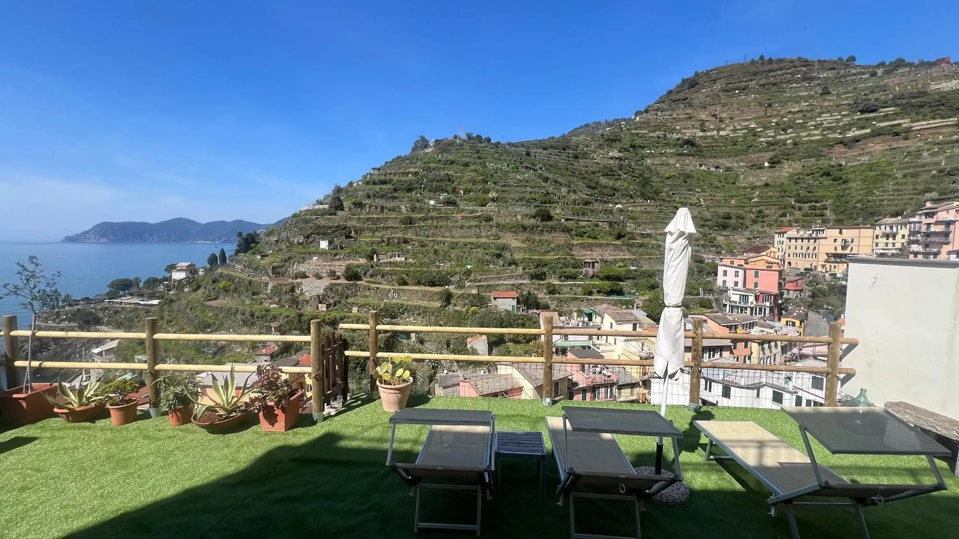 Orizzonti Apartments Manarola 0*,  Italy