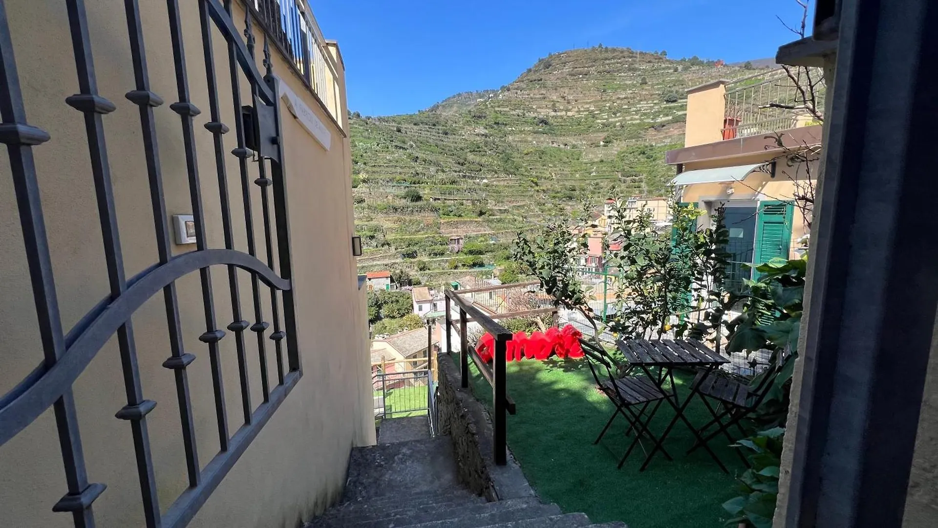 Orizzonti Apartments Manarola Italy